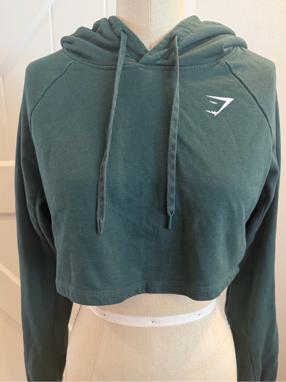 Gymshark Cropped Hoodie in Deep Teal Green